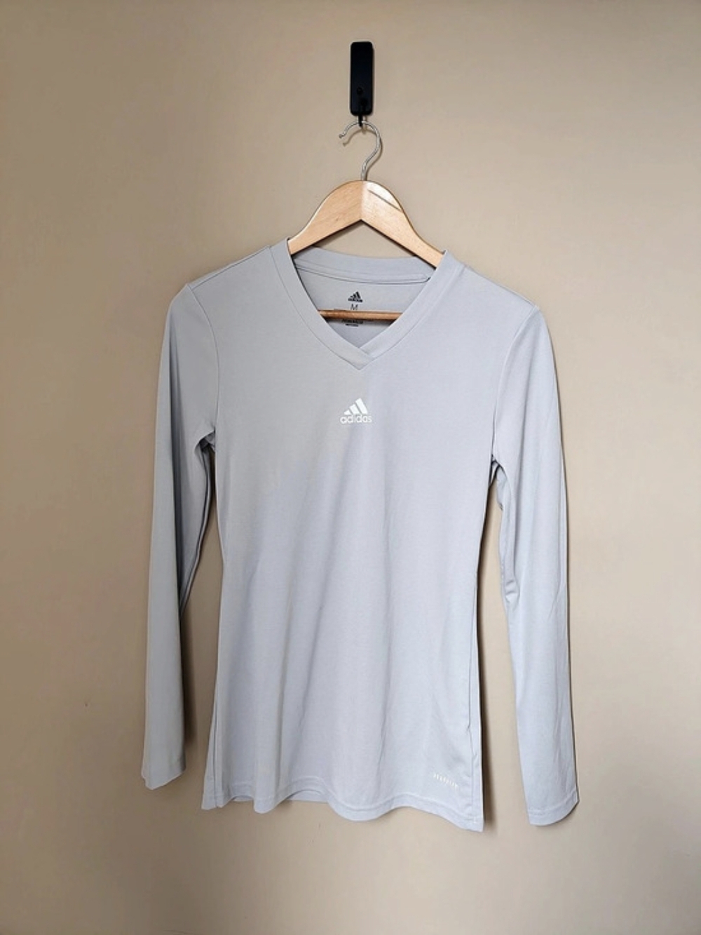 Adidas Team Base Tee V Long Sleeve V-Neck Gray Size Medium NWT